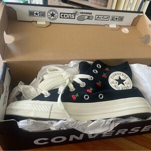 Converse Chuck Taylor All Star Cherries Women's 5.5 - BNIB